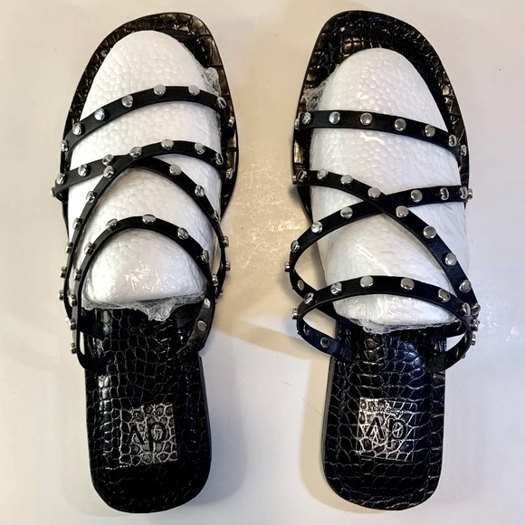 Dolce Vita Jaster Women’s Black with Silver Studs Strappy Flat Sandals Size 10 - Picture 4 of 15